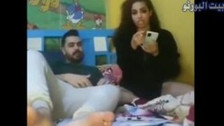 هايج هو واخته يمارسه الجنس ويتصوره سكس اخوات مصري Sisters xnxx